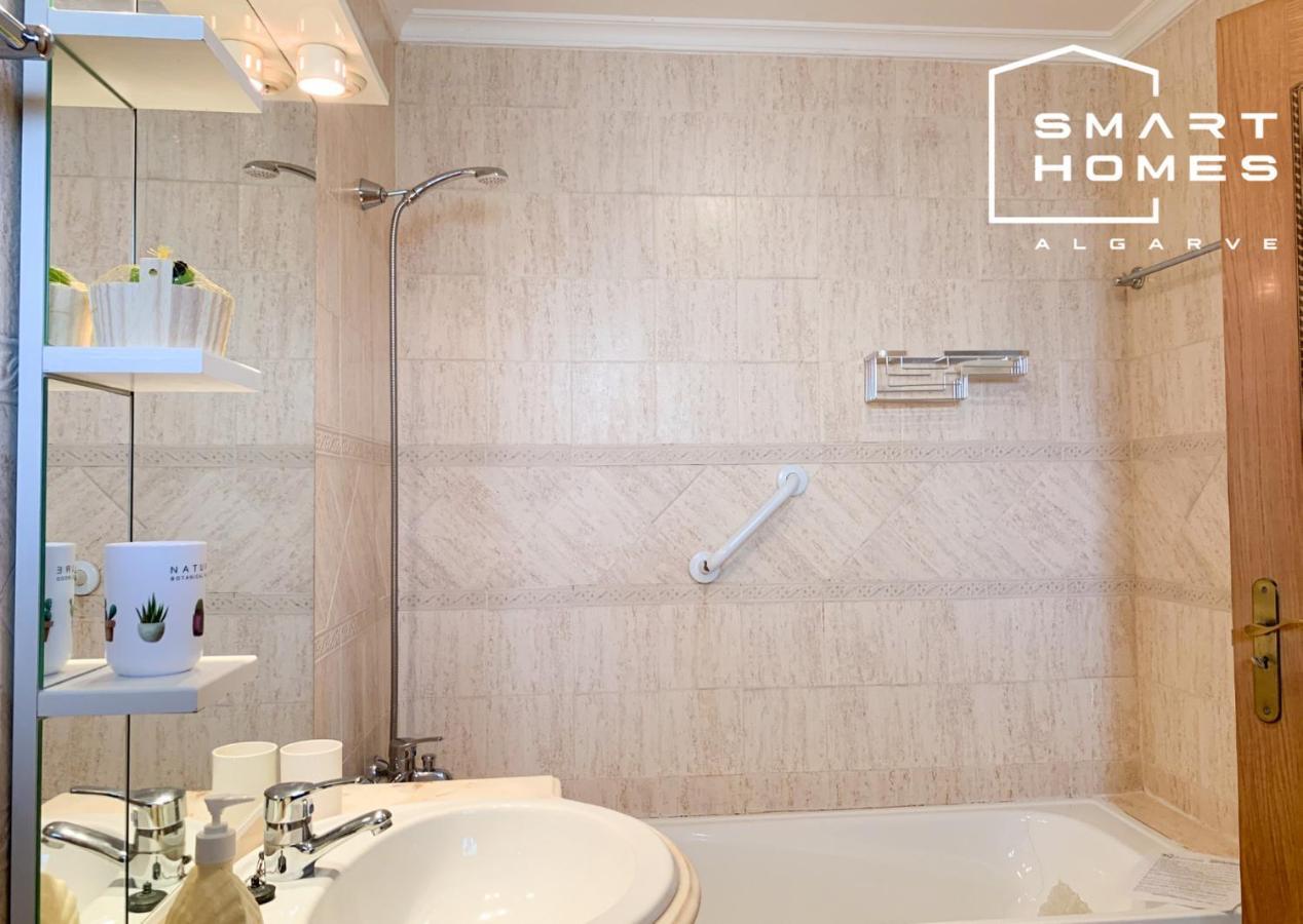 Carpe Diem 2 Bed In Lagos, Pool& Private Terrace With Barbecue - 1min From The Beach Apartment *
